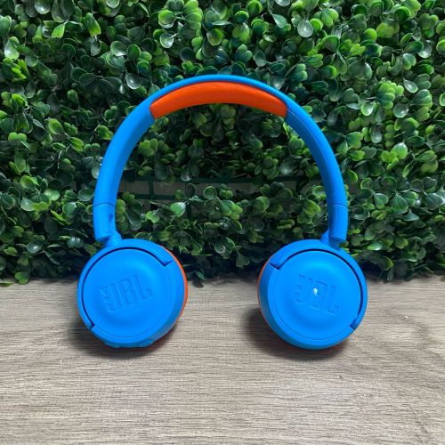 Audífonos Inalámbricos Bluetooth JBL JR 300BT #2, Sin Empaque, Rastro de Uso Ver Fotos, Cable de Carga No Original, 99999900340225, 8.3