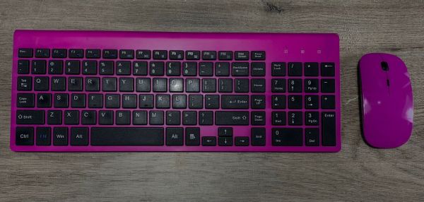 Teclado y Mouse Inalambrico Topmate KM9000 Fucsia Sin Empaque Rastro de Uso Pequena Mancha Ver Fotos 99999900317085 8.4